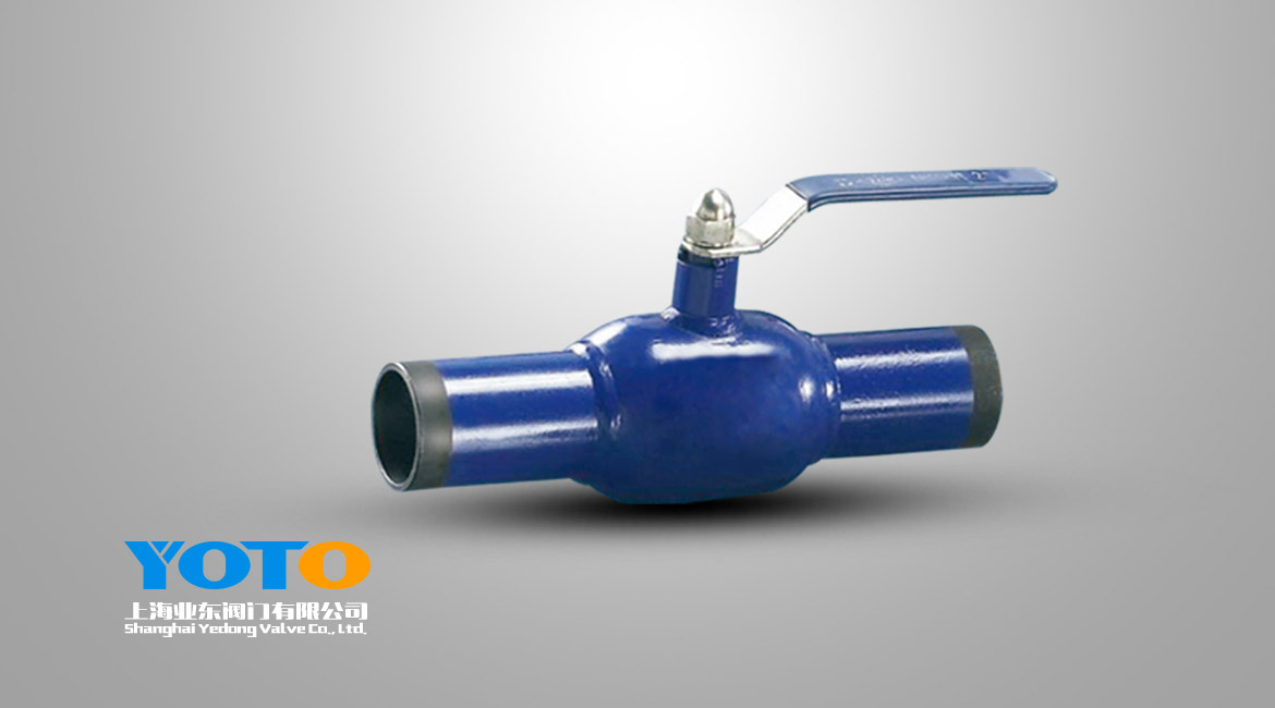 ����������y