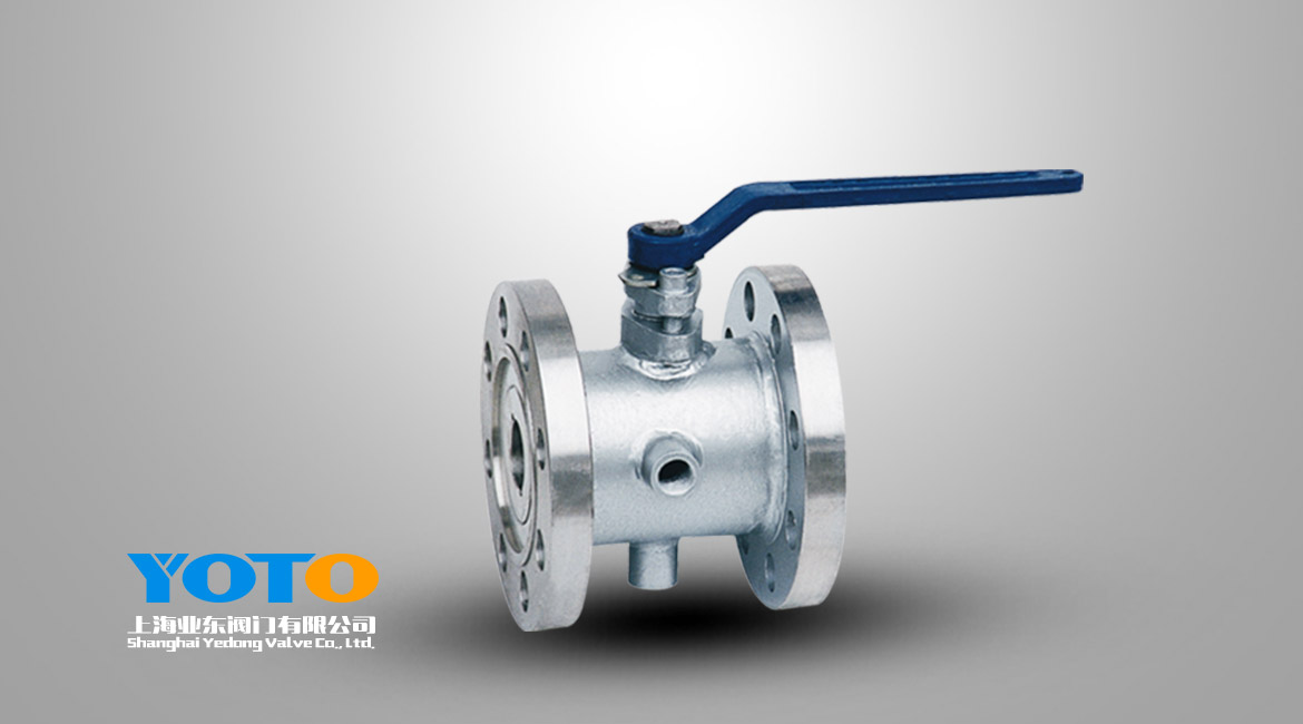 �������y